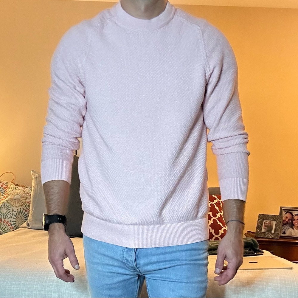 SOLD Lululemon | Textured Knit Crewneck Sweater in Light Pink (Medium) - Picture 15 of 16
